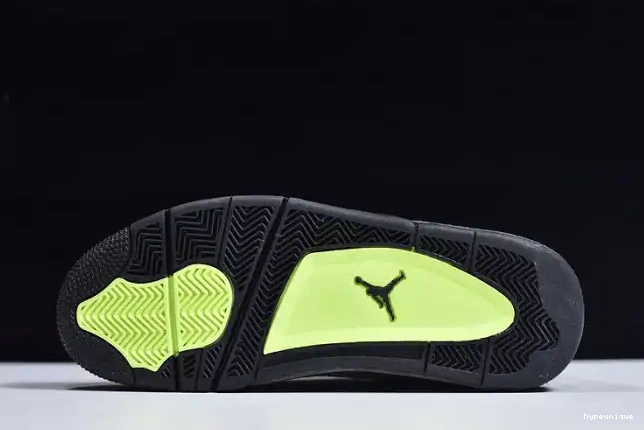 HYPE Jordan CT5342-007 4 SE Neon Air 0427